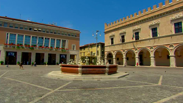 8-Piazza-del-Popolo
